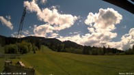 Archiv Foto Webcam Blick von der Talstation des Schlepplifts Buron auf den Lift und die Piste 13:00