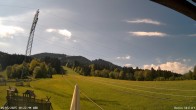 Archived image Webcam Enjoy the panoama view of the ski trail and lift in Buron 09:00
