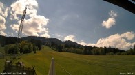 Archived image Webcam Enjoy the panoama view of the ski trail and lift in Buron 11:00