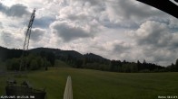 Archiv Foto Webcam Blick von der Talstation des Schlepplifts Buron auf den Lift und die Piste 09:00