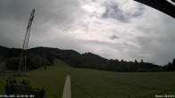 Archiv Foto Webcam Blick von der Talstation des Schlepplifts Buron auf den Lift und die Piste 11:00