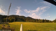 Archiv Foto Webcam Blick von der Talstation des Schlepplifts Buron auf den Lift und die Piste 05:00