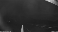 Archiv Foto Webcam Blick von der Talstation des Schlepplifts Buron auf den Lift und die Piste 23:00