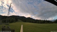 Archiv Foto Webcam Blick von der Talstation des Schlepplifts Buron auf den Lift und die Piste 06:00