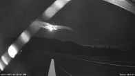 Archiv Foto Webcam Blick von der Talstation des Schlepplifts Buron auf den Lift und die Piste 01:00