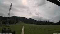 Archiv Foto Webcam Blick von der Talstation des Schlepplifts Buron auf den Lift und die Piste 06:00
