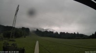 Archiv Foto Webcam Blick von der Talstation des Schlepplifts Buron auf den Lift und die Piste 05:00