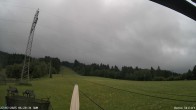 Archiv Foto Webcam Blick von der Talstation des Schlepplifts Buron auf den Lift und die Piste 05:00