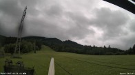 Archived image Webcam Enjoy the panoama view of the ski trail and lift in Buron 05:00