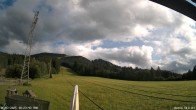 Archiv Foto Webcam Blick von der Talstation des Schlepplifts Buron auf den Lift und die Piste 17:00