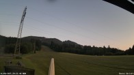 Archiv Foto Webcam Blick von der Talstation des Schlepplifts Buron auf den Lift und die Piste 19:00