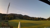 Archiv Foto Webcam Blick von der Talstation des Schlepplifts Buron auf den Lift und die Piste 06:00