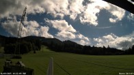 Archived image Webcam Enjoy the panoama view of the ski trail and lift in Buron 13:00