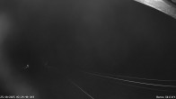 Archiv Foto Webcam Blick von der Talstation des Schlepplifts Buron auf den Lift und die Piste 01:00