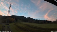 Archiv Foto Webcam Blick von der Talstation des Schlepplifts Buron auf den Lift und die Piste 06:00