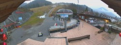 Archived image Webcam Oberaudorf Hocheck ski resort: base station 01:00