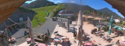 Archived image Webcam Oberaudorf Hocheck ski resort: base station 13:00