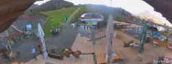 Archived image Webcam Oberaudorf Hocheck ski resort: base station 13:00