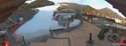 Archived image Webcam Oberaudorf Hocheck ski resort: base station 09:00