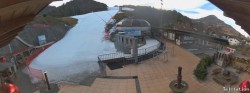 Archived image Webcam Oberaudorf Hocheck ski resort: base station 13:00