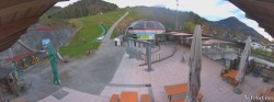 Archived image Webcam Oberaudorf Hocheck ski resort: base station 05:00
