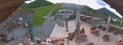 Archived image Webcam Oberaudorf Hocheck ski resort: base station 13:00