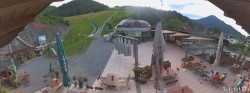 Archived image Webcam Oberaudorf Hocheck ski resort: base station 17:00