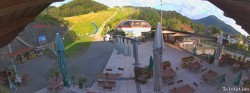 Archived image Webcam Oberaudorf Hocheck ski resort: base station 06:00
