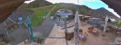 Archived image Webcam Oberaudorf Hocheck ski resort: base station 11:00