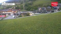 Archived image Webcam Wildkogel: Frühmesserbahn lift - mountain station 05:00