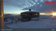 Archived image Webcam Saas-Fee (Mittelallalin) 07:00