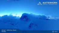 Archived image Webcam Matterhorn Glacier Paradise in Zermatt 04:00