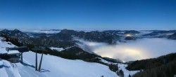 Archiv Foto Webcam Zwölferhorn im Salzkammergut 02:00