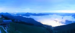 Archiv Foto Webcam Zwölferhorn im Salzkammergut 03:00