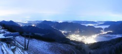 Archiv Foto Webcam Zwölferhorn im Salzkammergut 06:00
