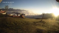 Archived image Webcam Upper Station of the Venetbahn in Landeck 06:00