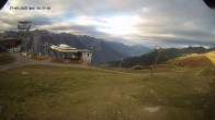 Archived image Webcam Upper Station of the Venetbahn in Landeck 17:00