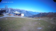 Archived image Webcam Upper Station of the Venetbahn in Landeck 13:00