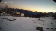 Archived image Webcam Upper Station of the Venetbahn in Landeck 06:00