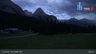 Archiv Foto Webcam Sicht auf das Kinderland an der Ehrwalder Alm 04:00