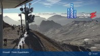 Archived image Webcam Tiroler Zugspitzbahn Top Station 05:00