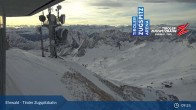 Archived image Webcam Tiroler Zugspitzbahn Top Station 08:00