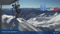 Archived image Webcam Tiroler Zugspitzbahn Top Station 10:00