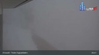 Archived image Webcam Tiroler Zugspitzbahn Top Station 20:00