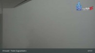 Archived image Webcam Tiroler Zugspitzbahn Top Station 07:00