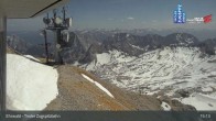 Archived image Webcam Tiroler Zugspitzbahn Top Station 14:00