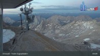 Archiv Foto Webcam Tiroler Zugspitzbahn: Bergstation 04:00