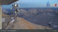 Archiv Foto Webcam Tiroler Zugspitzbahn: Bergstation 02:00