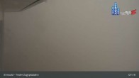 Archived image Webcam Tiroler Zugspitzbahn Top Station 06:00