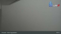Archived image Webcam Tiroler Zugspitzbahn Top Station 08:00